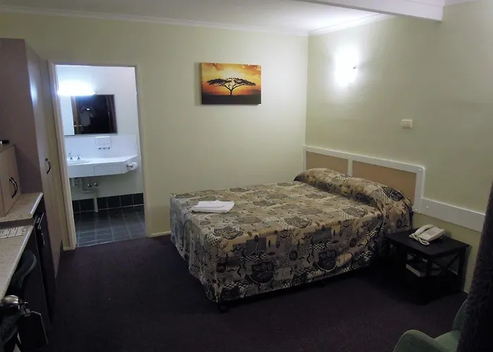 Biloela Centre Motel & Steakhouse Restaurant